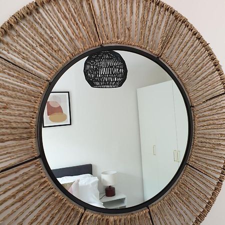 Cheerful 1 Private Room-Ensuite With Free Parking Silverdale  المظهر الخارجي الصورة