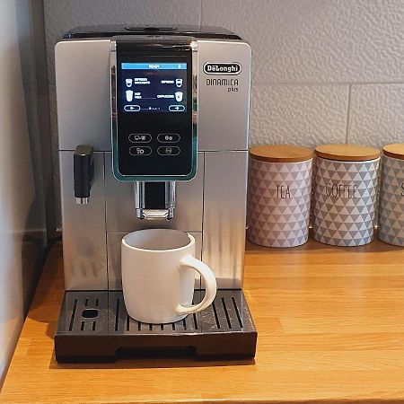 Cheerful 1 Private Room-Ensuite With Free Parking Silverdale  المظهر الخارجي الصورة